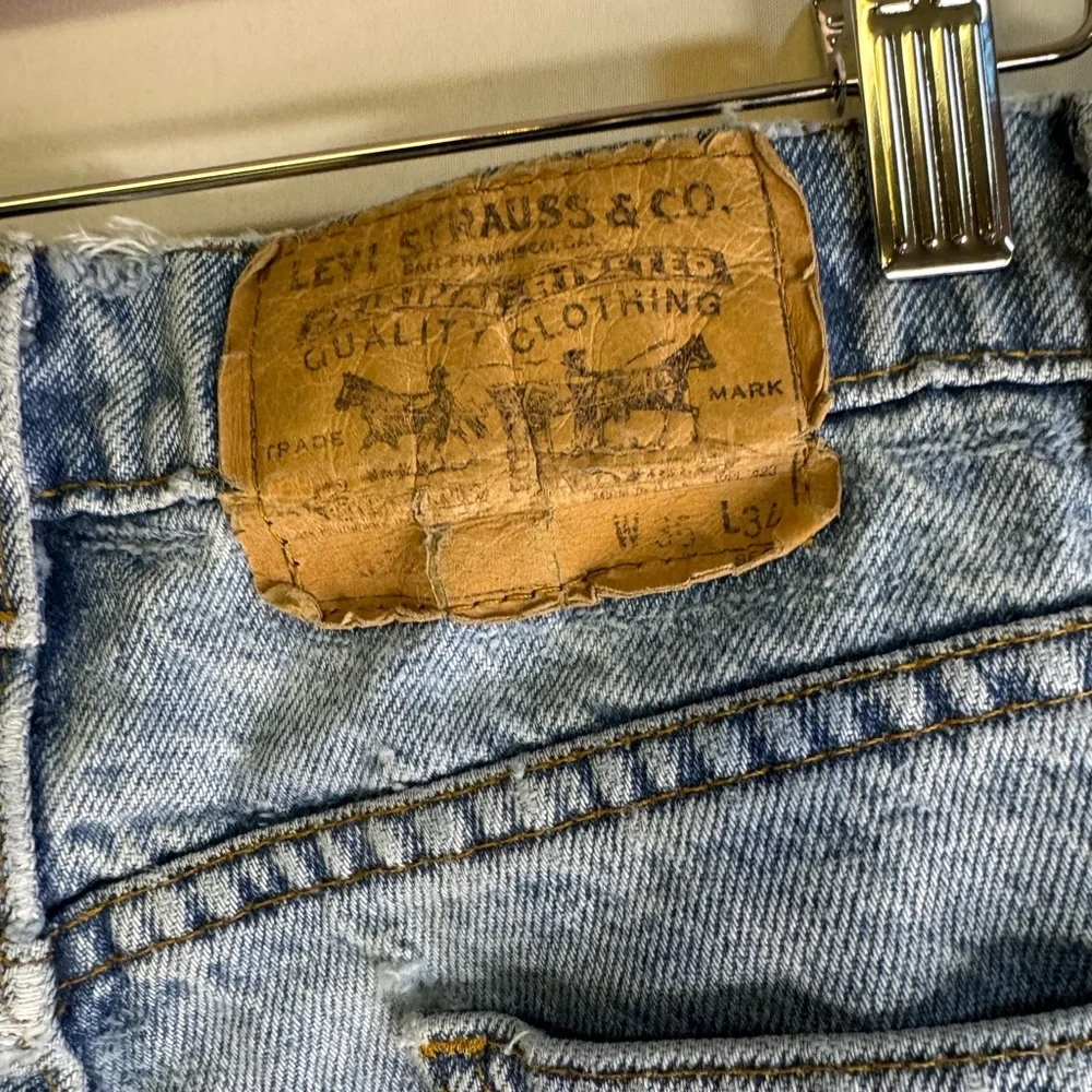 Levis stylish light